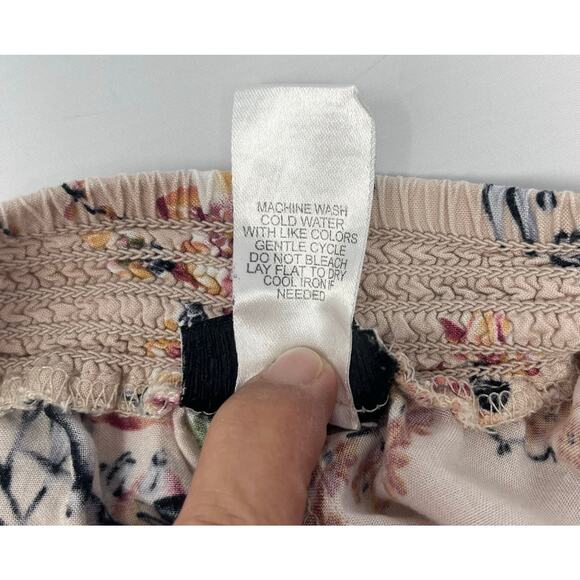 Joe B by Joe Benbasset Flowered Shorts 100% Rayon Size XSmall Pre-Owned - Picture 6 of 8